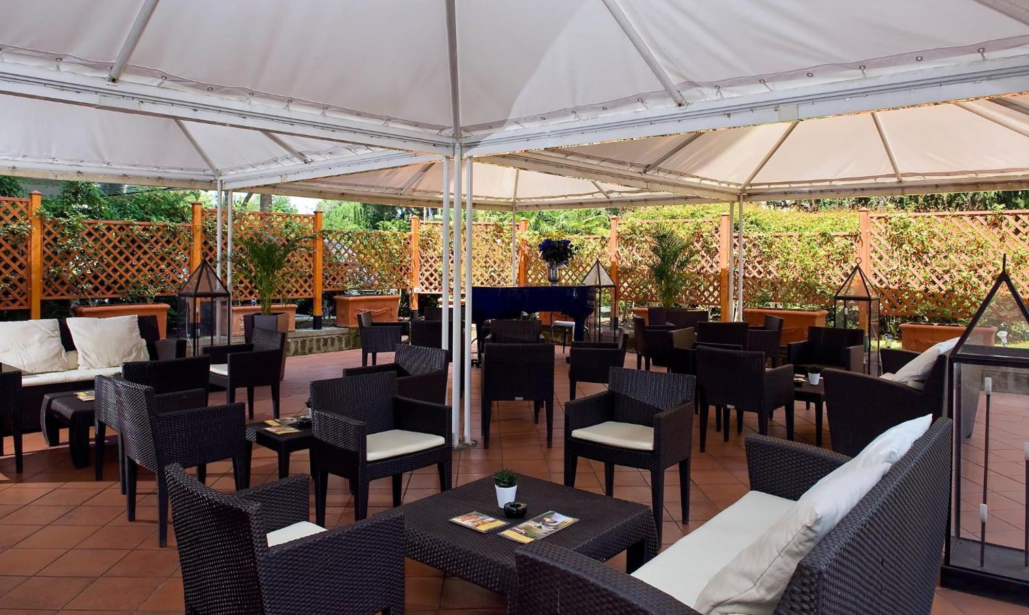 Hotel Crowne Plaza Rome St. Peter'S By Ihg Exteriér fotografie