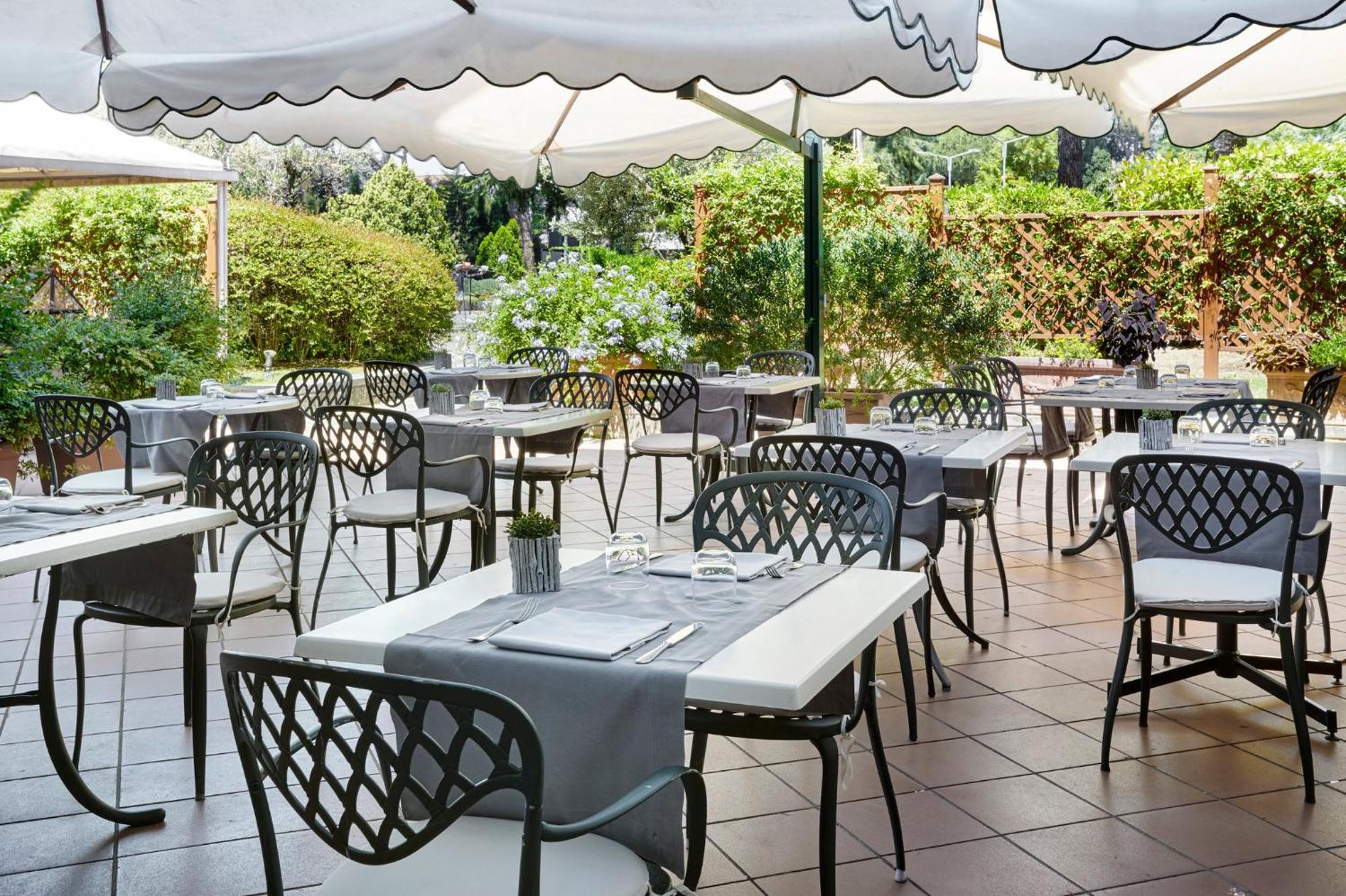 Hotel Crowne Plaza Rome St. Peter'S By Ihg Exteriér fotografie